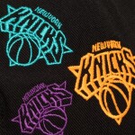 Mitchell & Ness Pánská kšiltovka New York Knicks NBA 404 Club Neon Pro Snapback