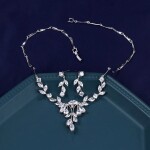 Souprava šperků Swarovski Elements Marcy, Bílá/čirá 44 cm
