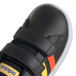 Boty adidas Grand Court Lifestyle Hook and Loop Jr HP8918 20