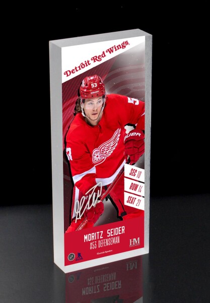 Obraz Detroit Red Wings NHL Moritz Seider Player Ticket 3D Block Art