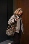 Taška přes rameno Reisenthel Moonbag Leo fake fur