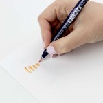 Tombow Fudenosuke Hard štětcový fix oranžový