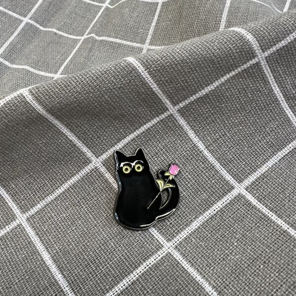 Pinarna.cz Kočička s růžovým tulipánem