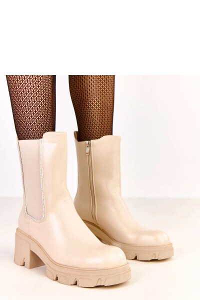 Boty na podpatku model 219632 Solea 40