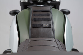 Ducati Scrambler models (14-) – popruh set Legend Gear s La2 taškou SW-Motech