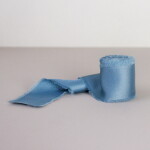 Bella Rose Saténová stuha 4 cm – Duck Blue (4,5 m), modrá barva, textil