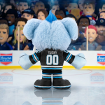 Bleacher Creatures Plyšový maskot Utah Mammoth NHL Tusky #00 Kuricha