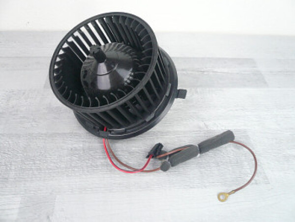 PIETRO Ventilátor topení VW Caddy Polo 95-04