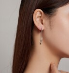 Elenys stříbrné visací řetízkové náušnice Poletující motýlci