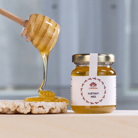 Včelařství Domovina Květový med jarní Hmotnost: