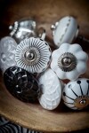 La finesse Porcelánová úchytka Sarah White Mini, bílá barva, porcelán 30 mm