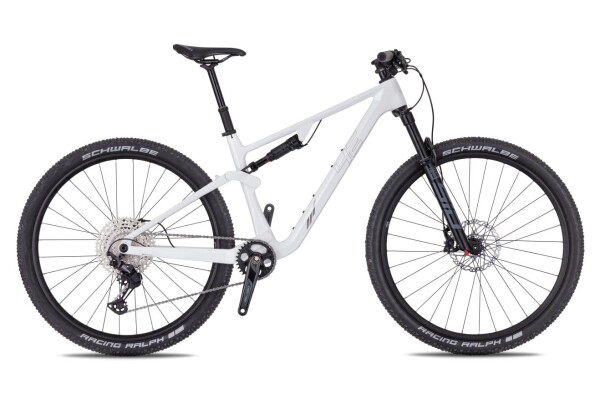 4EVER SONNIC ELITE pneu 29", rám 19" (L), model 2026, white/silver sand - ZDARMA dopravné, odborná montáž, seřízení, dárkový poukaz na nákup příslušenství! (Záruka nejlepší ceny. Nalezli jste někde lepší cenu? Napište nám a zkusíme ji trumfnout! )
