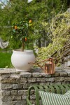 HAY Venkovní polštář Terrazza Olive Bold Stripe 50 × 50 cm, zelená barva, textil