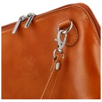 Módní dámská kožená crossbody kabelka Adiara, koňaková