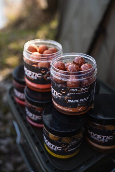 Magic Wolf Boilies v dipu Mystic 160g,Magic Wolf Boilies v dipu Mystic 160g