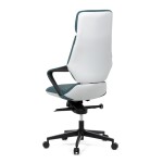 Kancelářské křeslo, zelená ekokůže, houpací mechanismus s aretací ve 4 polohách, kovový kříž, kolečka pro tvrdé povrchy