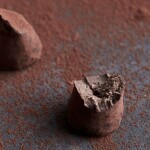 Nicolas Vahé Čokoládové lanýže s pistáciemi 110 g – speciální cena, zlatá barva