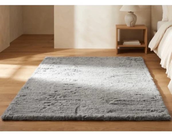 Koberec Bobs 160x230 cm, šedá imitace králičí kožešiny