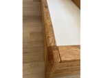 Massivo.cz Postel Atena-světlá 140x200 cm, čalounění Ecru s úložným prostorem, roštem, dub
