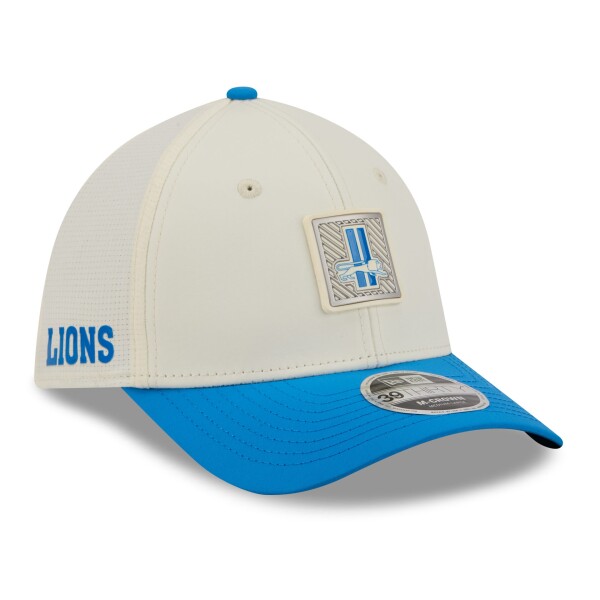 New Era Pánská kšiltovka Detroit Lions NFL Historic Logo 2026 Training Camp 39THIRTY Flex Blau Velikost: M/L