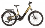 MAXBIKE SAGA pearl gold, 27,5", baterie 20Ah/720Wh, model 2026, rám L - ZDARMA dopravné, odborná montáž, seřízení a dárkový poukaz na nákup příslušenství! (Záruka nejlepší ceny. Nalezli jste někde lepší cenu? Napište nám a zkusíme ji trumfnout!)