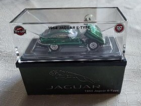 Hot wheels 1964 Jaguar E-Type RLC