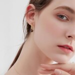 Visací náušnice Hestia - tygří oko, stříbrné zapínání, Hnědá