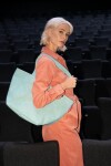 Nákupní taška přes rameno Reisenthel Shopper M Cord mint