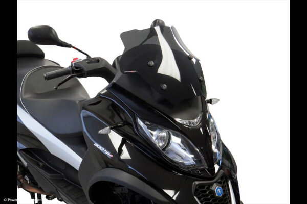 Piaggio Mp3 350 18-20, Mp3 400 21-25, Mp3 500 18-24 Skútr plexi Powerbronze 360 mm - čiré
