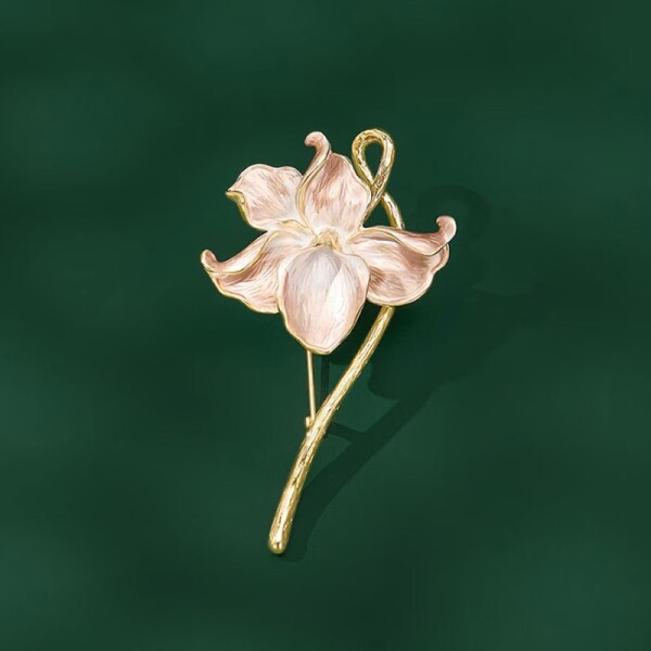 Brož ve tvaru květiny Lucita, Zlatá