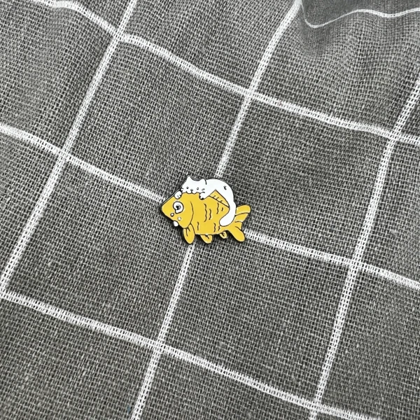 Pinarna.cz Kočička s obří rybou