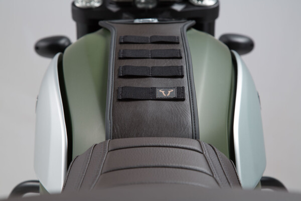 Ducati Scrambler models (14-) – popruh set Legend Gear s La3 obalem na smartphone SW-Motech