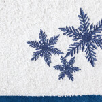 Bavlněný ručník modrou vánoční výšivkou