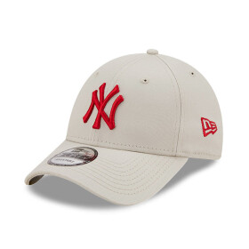 New Era Pánská kšiltovka New York Yankees MLB 940 League Essential béžová s červeným logem