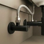 REA - Rohový ventil 1/2" x 3/8" Black REA-12002