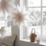Watt & Veke Závěsná svítící hvězda Oslo White 60 cm, bílá barva, papír