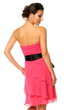Společenské šaty model 15042414 značkové mašlí sukní volány růžové Růžová Mayaadi