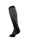 CEP pánské běžecké kompresní podkolenky ULTRALIGHT 4.0 - black / grey Velikost: V (45-50 cm obvod lýtka)
