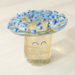 Studio Arhoj Skleněná figurka Crystal Blob Happy Shroom, žlutá barva, sklo