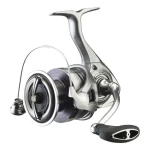 Daiwa 23 Exceler LT4000-C / Naviják / přední brzda / 5 ložisek / 5,2:1 / 225 g