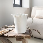 Bastion Collections Porcelánový džbán White Ruffle 1,3 l, bílá barva, porcelán