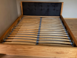 Massivo.cz Postel Orion 200x200 cm s úložným prostorem, dub masiv