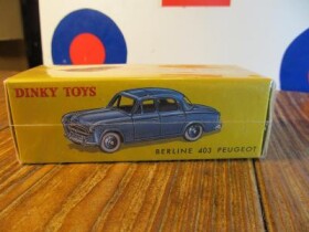 Dinky Toys - Peugeot 403 Berline