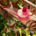 HAWS Konvička na zalévání Fazeley Flow Peppercon Pink – 700 ml, růžová barva, kov