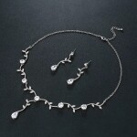 Souprava šperků Swarovski Elements Francoa, Bílá/čirá 52 cm