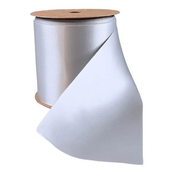 Det Gamle Apotek Široká saténová stuha Light Silver 5 m, stříbrná barva, textil