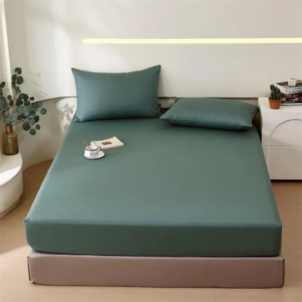 DumDekorace Bavlněné prostěradlo s gumou - tmavě zelené Šírka: 180 cm | Dĺžka: 200 cm