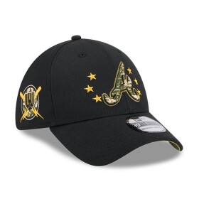 New Era Pánská kšiltovka Atlanta Braves MLB 2024 Armed Forces 39THIRTY Flex Velikost: S/M