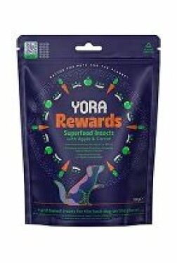 YORA Dog pamlsky z hmyzu Rewards jablko a mrkev 100g