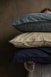 Storefactory Povlečení z organické bavlny Crinkle Midnight 150 × 210 cm, šedá barva, textil